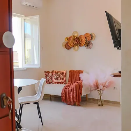 Residenza Lucano - Red Apartment *